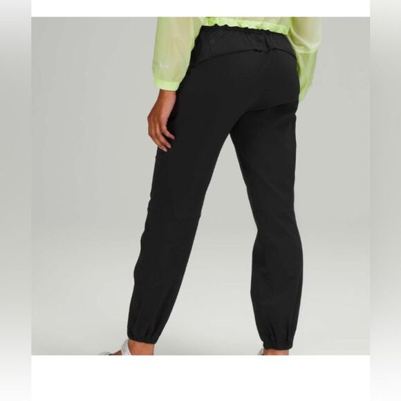 Lululemon Essential Affinity Mid Rise Jogger Black size 6 - Picture 6 of 13